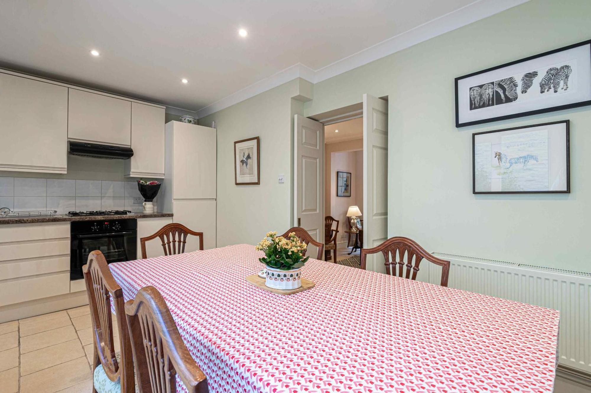 Joivy Stylish 3Br House With Patio, Short Walk To Regents Park & Harley Street Lejlighed London Eksteriør billede