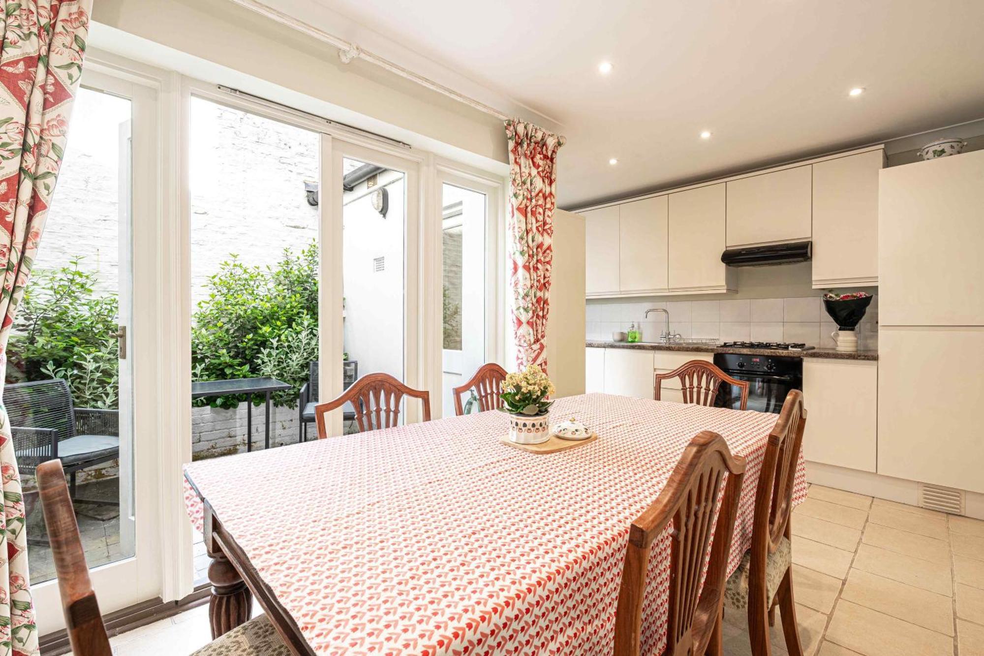 Joivy Stylish 3Br House With Patio, Short Walk To Regents Park & Harley Street Lejlighed London Eksteriør billede